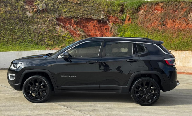 Compass Limited 2.0 Diesel 4x4 Aut. 2020 – Força, tecnologia e sofisticação em um só SUV!-13