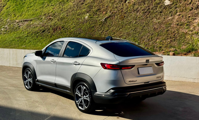 Fastback Impetus 1.0 Turbo Automático 2024 – Exclusividade e performance que impressionam!-17