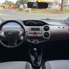Toyota ETIOS XS  1.3 Flex 16V 5p Mec. 2013 Flex