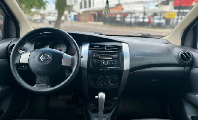 Nissan LIVINA S 1.8 16V Flex Fuel Aut. 2014 Flex-7
