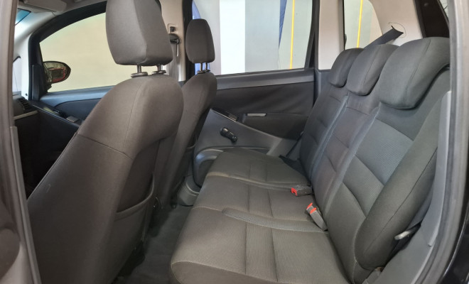 Fiat Idea ATTRACTIVE 1.4 Fire Flex 8V 5p 2013 Flex-14