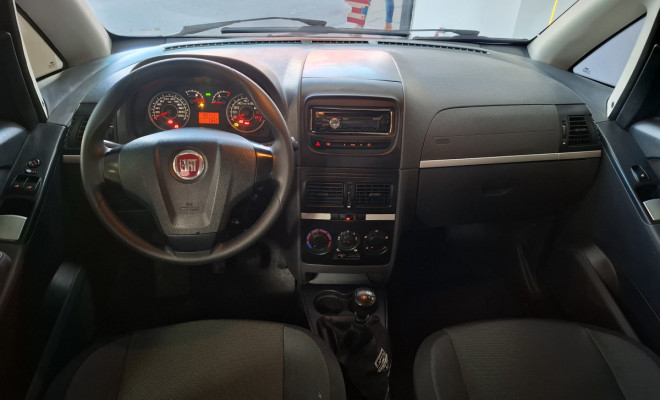 Fiat Idea ATTRACTIVE 1.4 Fire Flex 8V 5p 2013 Flex-8