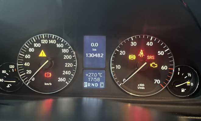 Mercedes-Benz C-180 Kompressor Classic 1.8 16V 143cv 2005 Gasolina-11