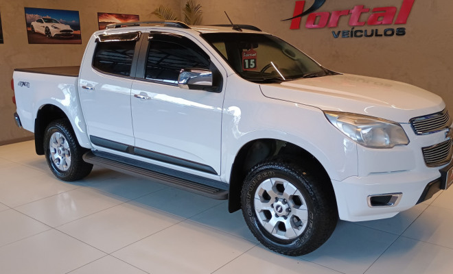 GM - Chevrolet S10 Pick-Up LTZ 2.5 Flex 4x4 CD 2015 Flex-0