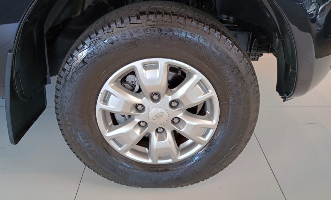 Ford Ranger XLS 2.5 16V 4x2 CD Flex 2016 Flex-8