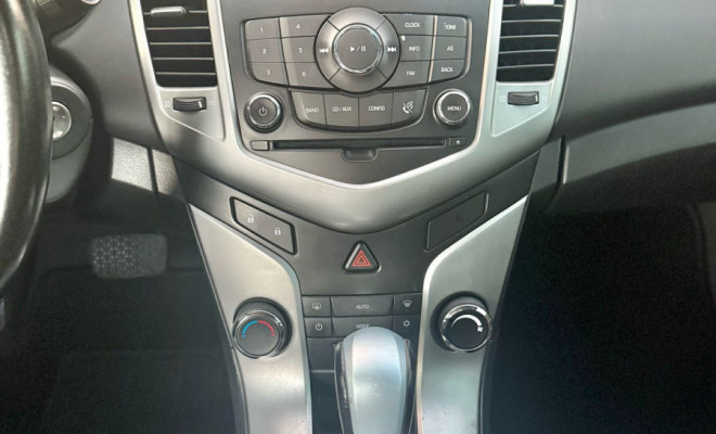 GM - Chevrolet CRUZE HB Sport LT 1.8 16V FlexP. 5p Aut 2012 Flex-8