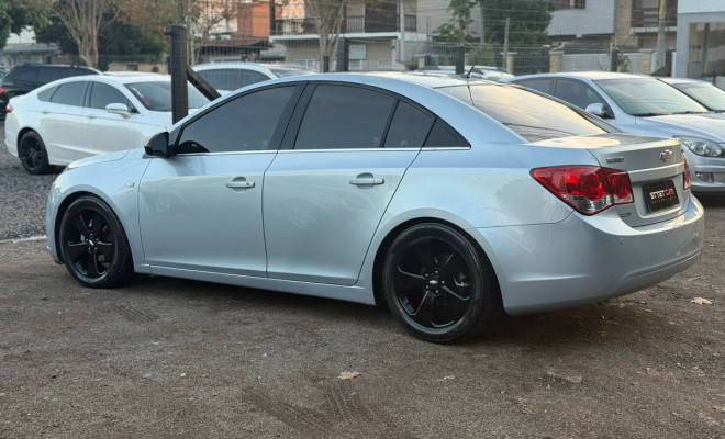 GM - Chevrolet CRUZE HB Sport LT 1.8 16V FlexP. 5p Aut 2012 Flex-2