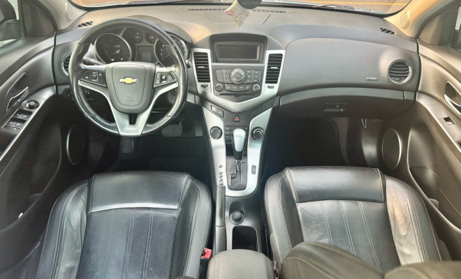 GM - Chevrolet CRUZE HB Sport LT 1.8 16V FlexP. 5p Aut 2012 Flex-6