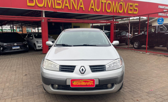 Renault Megane Sedan Dynamique 2.0 16V Aut. 2009 Flex-12