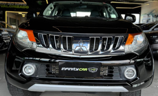 Mitsubishi L200 Triton Sport GLS 2.4 CD Diesel Mec. 2017 Diesel-0