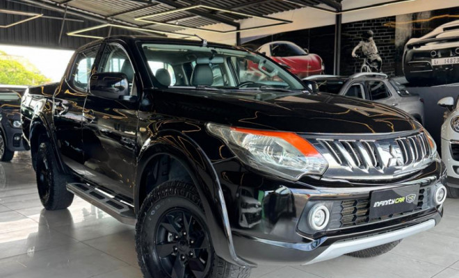 Mitsubishi L200 Triton Sport GLS 2.4 CD Diesel Mec. 2017 Diesel