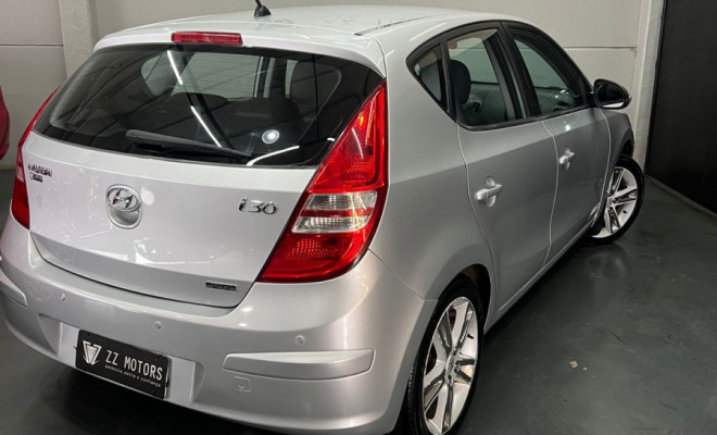 Hyundai i30 2.0 16V 145cv 5p Mec. 2011 Gasolina-5
