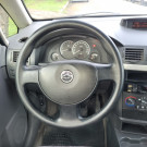 GM - Chevrolet Meriva 1.8/ CD 1.8 MPFI 8V 102cv 5p 2004 Gasolina-7