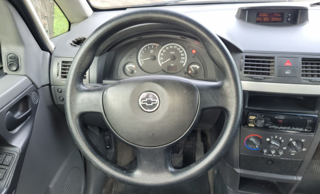 GM - Chevrolet Meriva 1.8/ CD 1.8 MPFI 8V 102cv 5p 2004 Gasolina-7