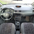 GM - Chevrolet Meriva 1.8/ CD 1.8 MPFI 8V 102cv 5p 2004 Gasolina-5