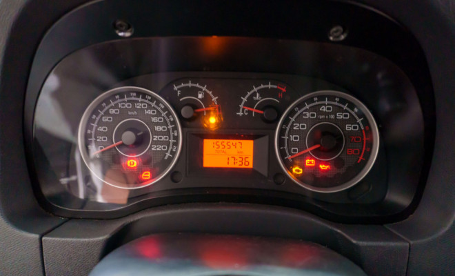 Fiat Idea ATTRACTIVE 1.4 Fire Flex 8V 5p 2013 Flex-3