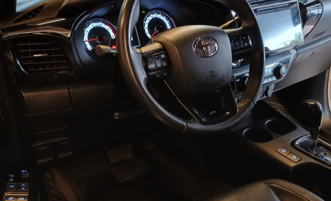 Toyota Hilux CD SRX 4x4 2.8 TDI 16V Diesel Aut. 2019 Diesel-7