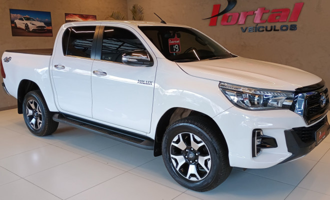 Toyota Hilux CD SRX 4x4 2.8 TDI 16V Diesel Aut. 2019 Diesel-0