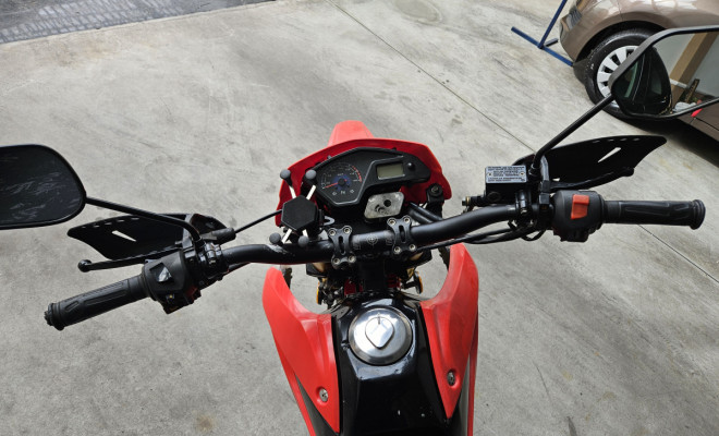 TRAXX JH 250-8 TSS 250 2016 Gasolina-4