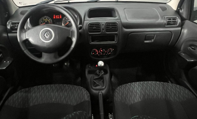 Renault Clio Expression 1.0 Hi-Power 16V 5p 2015-2