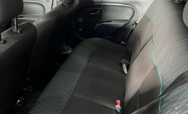 Renault Clio Expression 1.0 Hi-Power 16V 5p 2015-4
