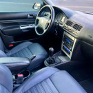 VW - VolksWagen Golf Sportline 1.6 Mi Total Flex 8V 4p 2011 Flex-8