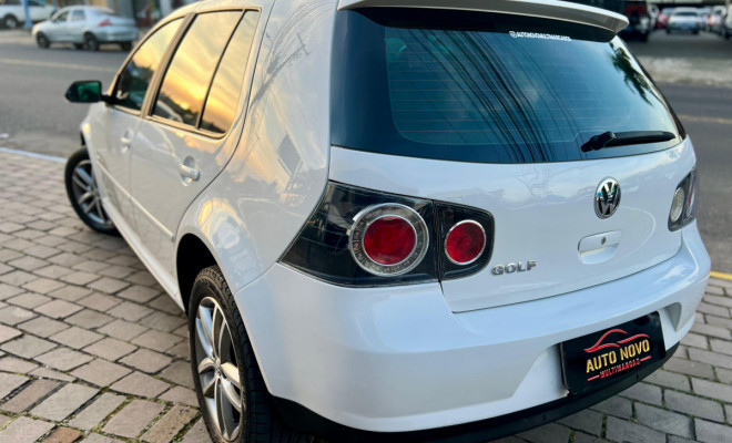 VW - VolksWagen Golf Sportline 1.6 Mi Total Flex 8V 4p 2011 Flex-2