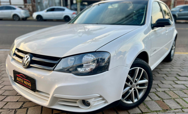 VW - VolksWagen Golf Sportline 1.6 Mi Total Flex 8V 4p 2011 Flex-0