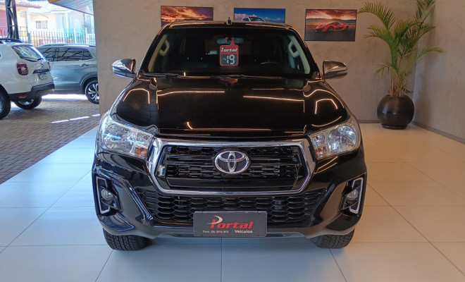 Toyota Hilux CD SRV 4x4 2.8 TDI Diesel Aut. 2019 Diesel-1