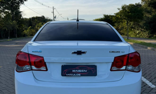 GM - Chevrolet CRUZE LT 1.8 16V FlexPower 4p Aut. 2014 Flex-3