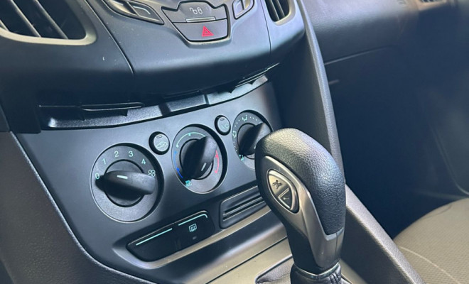 Ford Focus Sedan 2.0 16V/2.0 16V Flex 4p Aut. 2015 Flex-9