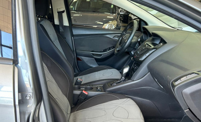 Ford Focus Sedan 2.0 16V/2.0 16V Flex 4p Aut. 2015 Flex-6