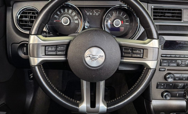 Ford Mustang GT V8 2013 Gasolina-8