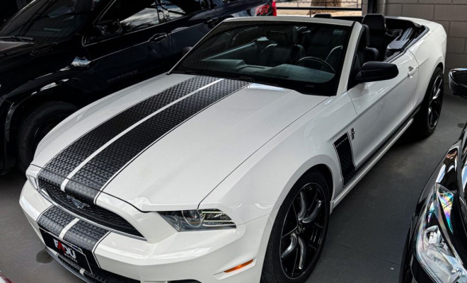 Ford Mustang GT V8 2013 Gasolina