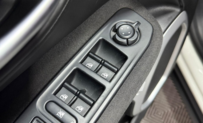 Jeep Renegade1.8 4x2 Flex 16V Aut. 2019 Flex-9
