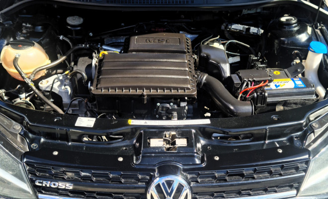 Saveiro 2015 CROSS 1.6 T.Flex 16V Cabine Dupla-8