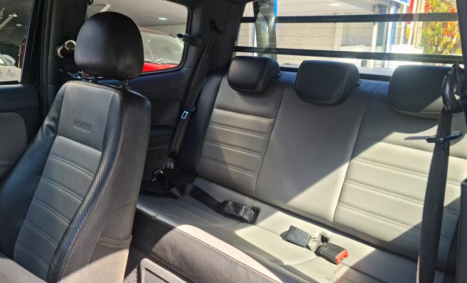 Saveiro 2015 CROSS 1.6 T.Flex 16V Cabine Dupla-5