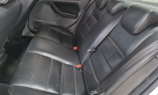 Ford Focus Sedan 2.0 16V/2.0 16V Flex 4p 2012 Flex-6