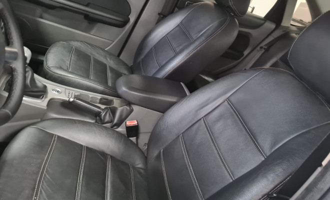 Ford Focus Sedan 2.0 16V/2.0 16V Flex 4p 2012 Flex-5