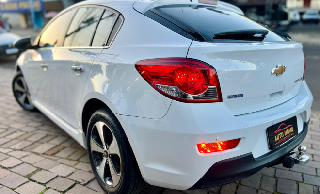 GM - Chevrolet CRUZE HB Sport LT 1.8 16V FlexP. 5p Aut 2013 Flex-3