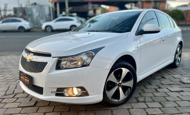 GM - Chevrolet CRUZE HB Sport LT 1.8 16V FlexP. 5p Aut 2013 Flex