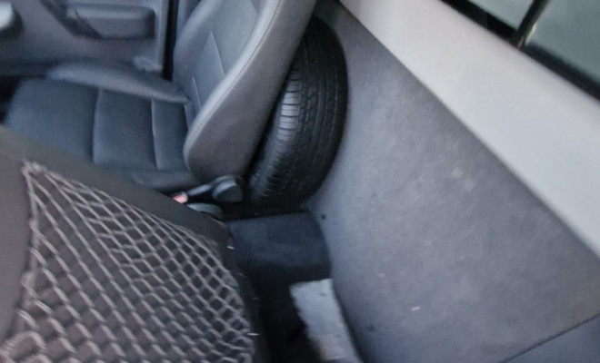 VW - VolksWagen Saveiro SURF 1.6 Mi Total Flex 2p 2009 Flex-8