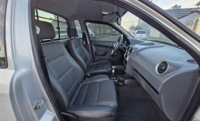 VW - VolksWagen Saveiro SURF 1.6 Mi Total Flex 2p 2009 Flex-3