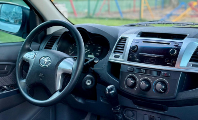 Toyota Hilux CD D4-D 4x4 3.0 TDI Dies. Mec. 2015 Diesel-1