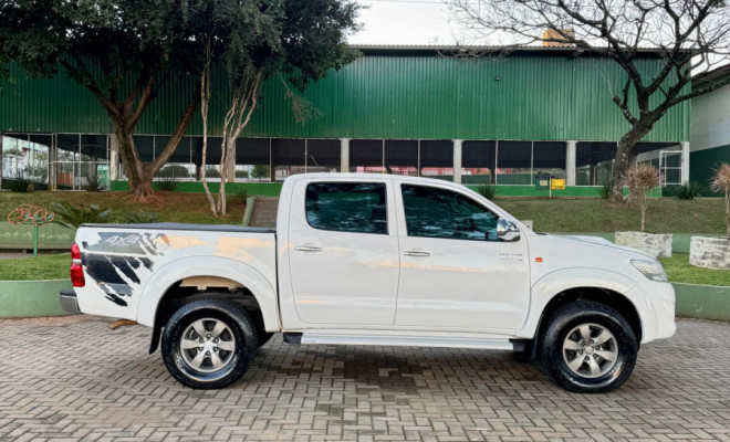 Toyota Hilux CD D4-D 4x4 3.0 TDI Dies. Mec. 2015 Diesel-9