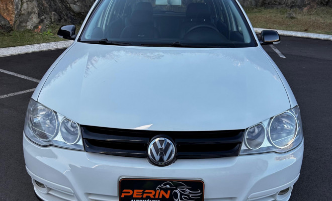 VW - VolksWagen Golf 1.6 Mi Total Flex 8V 4p 2011 Flex-1