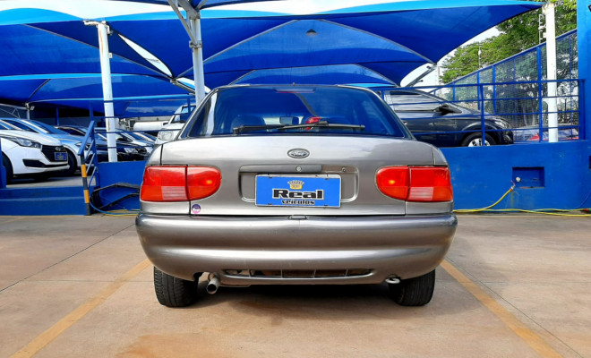 Ford Escort GL 1.8i 16V 4p 1999 Gasolina-3