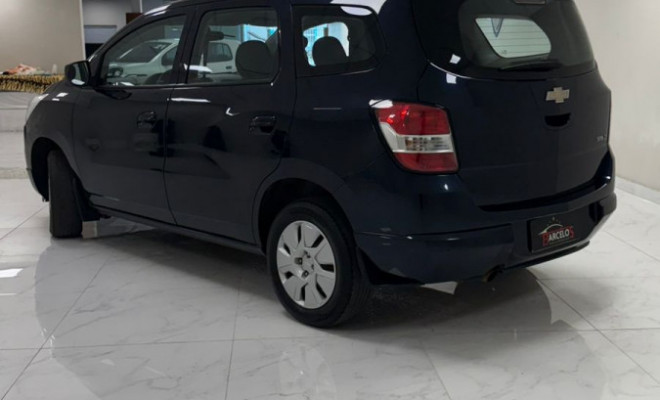 GM - Chevrolet SPIN LS 1.8 8V Econo.Flex 5p Mec. 2014 Flex-5