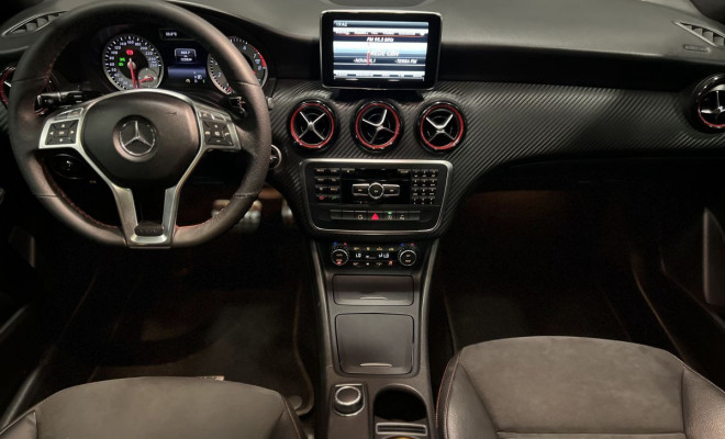 Mercedes-Benz Classe A 250 2.0 TB Sport Aut. 2015 Gasolina-7