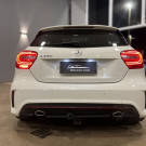 Mercedes-Benz Classe A 250 2.0 TB Sport Aut. 2015 Gasolina-4
